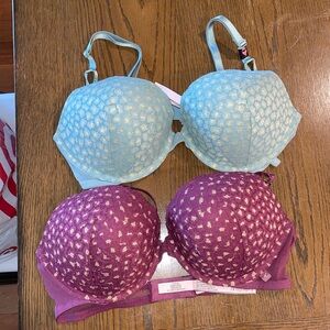 Victoria secret bras never worn brand new with tag